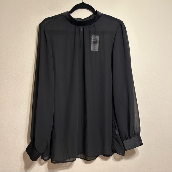 Torrid Women Black Long Sleeve Sheer Chiffon Turtleneck‎ Blouse W/ Stain Trim 2X - Picture 1 of 10